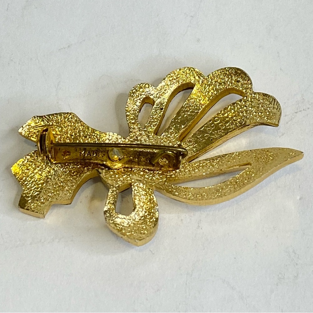 Vintage Gold Tone Bow Ribbon Brooch Made in France - Picture 6 of 12